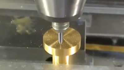 加工中心鉆不銹鋼0.8mm孔，50000轉加工中心增速器不易斷刀