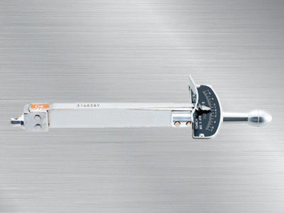 東日針盤(pán)式扭力扳手CSF7NX8D