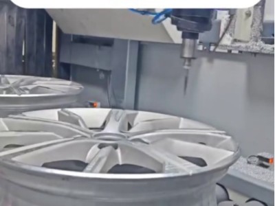 汽車輪轂去毛刺RBZ浮動主軸柔性加工