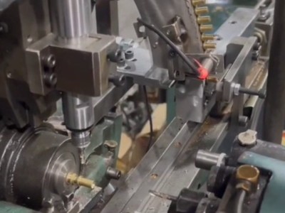 凸輪機(jī)鉆黃銅1.5mm孔加裝RBZ-20高速電主軸扭矩達(dá)0.1N.M