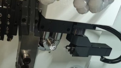 4萬轉(zhuǎn)高速電主軸，走心機(jī)銑削高速吹風(fēng)筒葉片