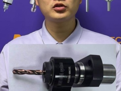 走心機刀座加裝中心出水夾頭可實現鉆深孔