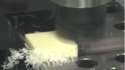 加工中心銑削塑料不產(chǎn)生毛刺，可用5萬轉(zhuǎn)加工中心增速器