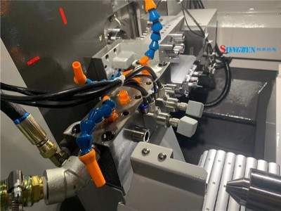 NAKANISHI高速電主軸在津上走芯機S205A上鉆微孔案例