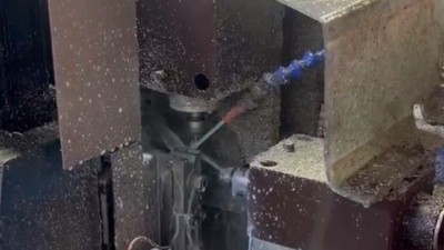 數控車床夾持10mm柄刀具研磨，用RBZ62高速電主軸加工