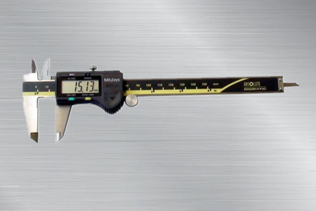 日本三豐Mitutoyo數顯卡尺500-197