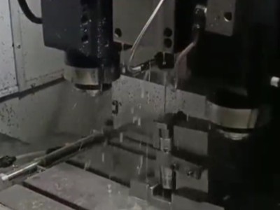 不銹鋼件鉆2.5mm25mm深孔，大扭矩電主軸配這個(gè)工具不堵孔