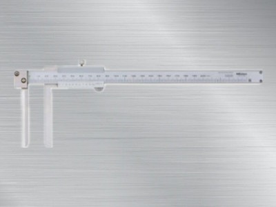 日本mitutoyo游標(biāo)卡尺536-142